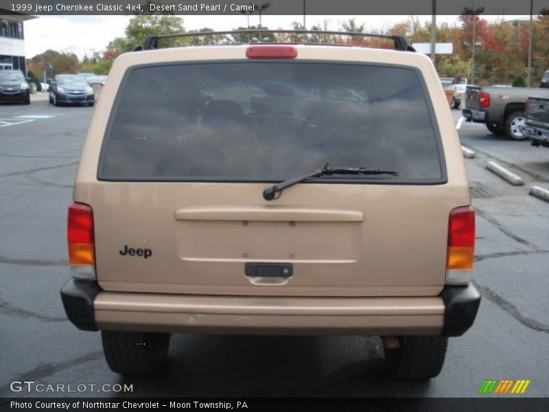 Desert Sand Pearl / Camel 1999 Jeep Cherokee Classic 4x4