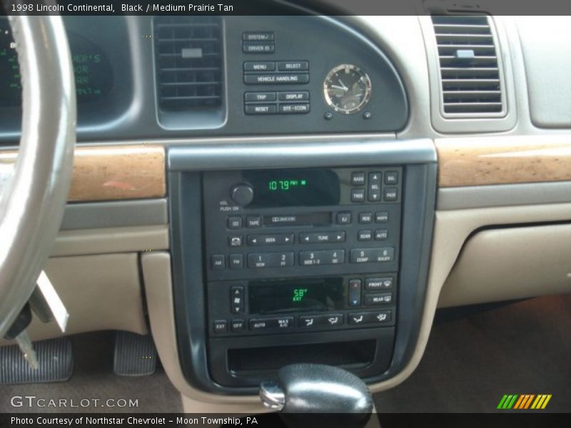 Controls of 1998 Continental 