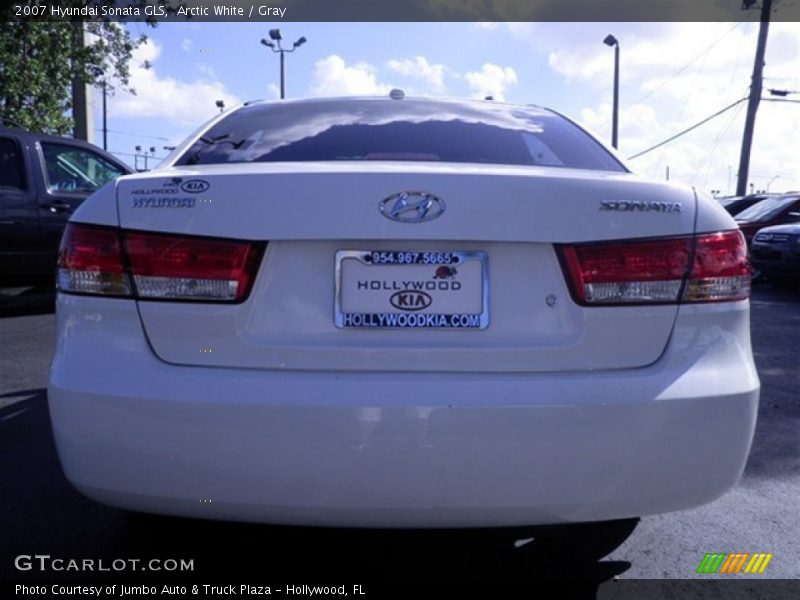 Arctic White / Gray 2007 Hyundai Sonata GLS