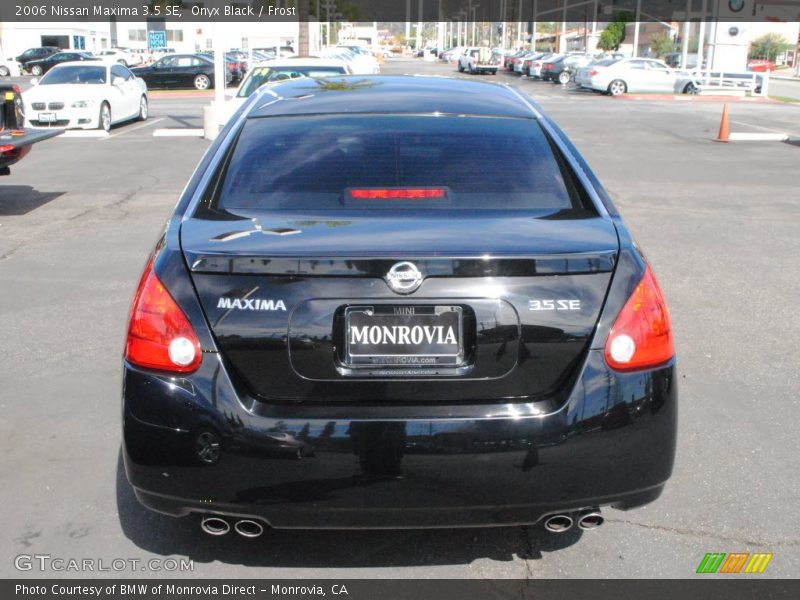 Onyx Black / Frost 2006 Nissan Maxima 3.5 SE