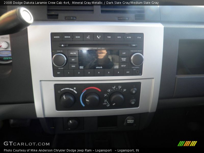 Mineral Gray Metallic / Dark Slate Gray/Medium Slate Gray 2008 Dodge Dakota Laramie Crew Cab 4x4