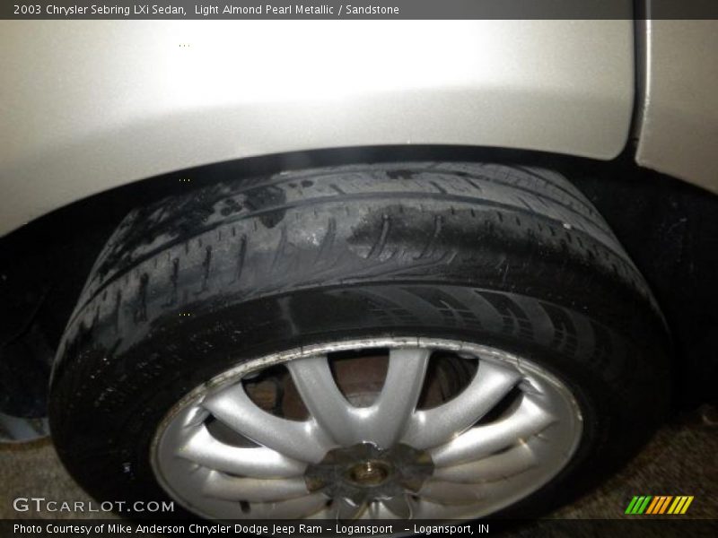 Light Almond Pearl Metallic / Sandstone 2003 Chrysler Sebring LXi Sedan
