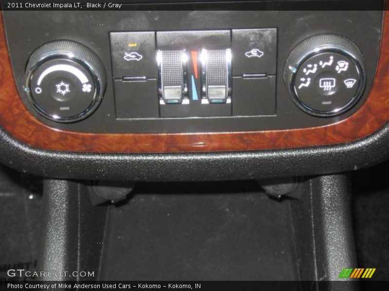 Black / Gray 2011 Chevrolet Impala LT