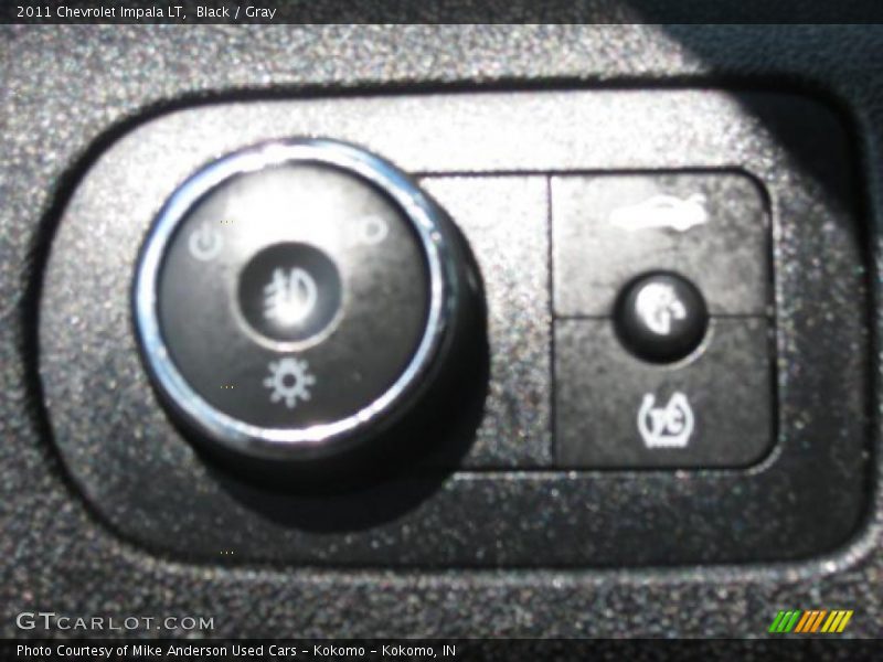 Black / Gray 2011 Chevrolet Impala LT