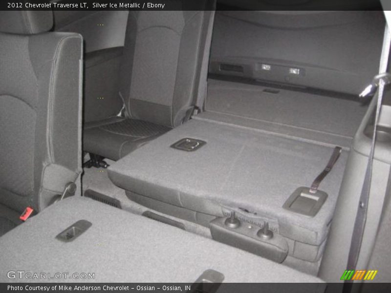 Silver Ice Metallic / Ebony 2012 Chevrolet Traverse LT