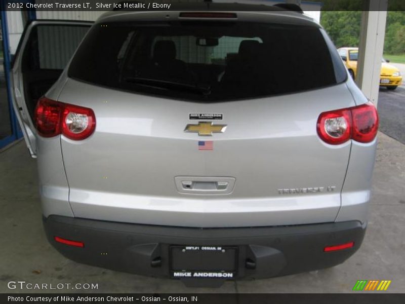 Silver Ice Metallic / Ebony 2012 Chevrolet Traverse LT