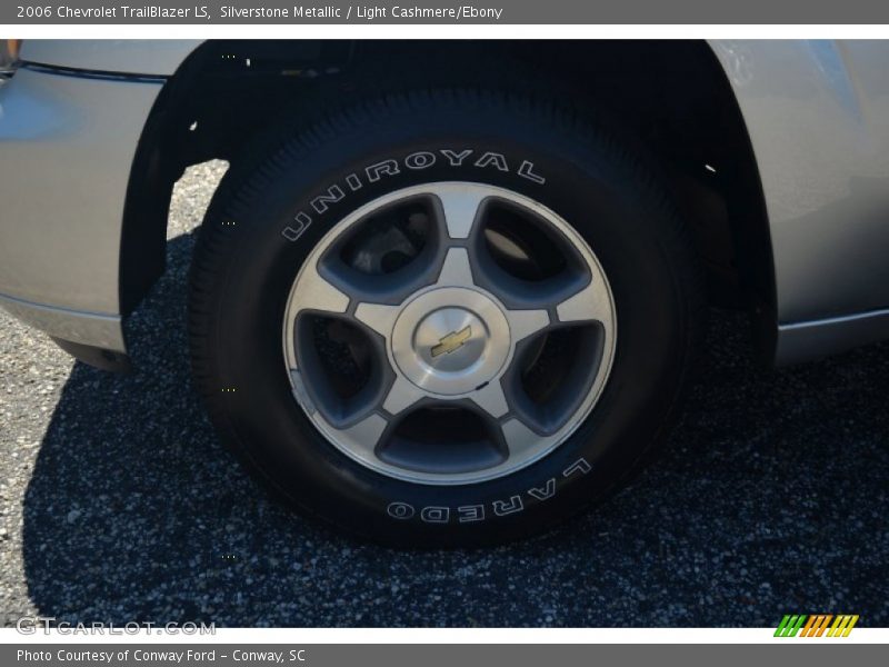 Silverstone Metallic / Light Cashmere/Ebony 2006 Chevrolet TrailBlazer LS