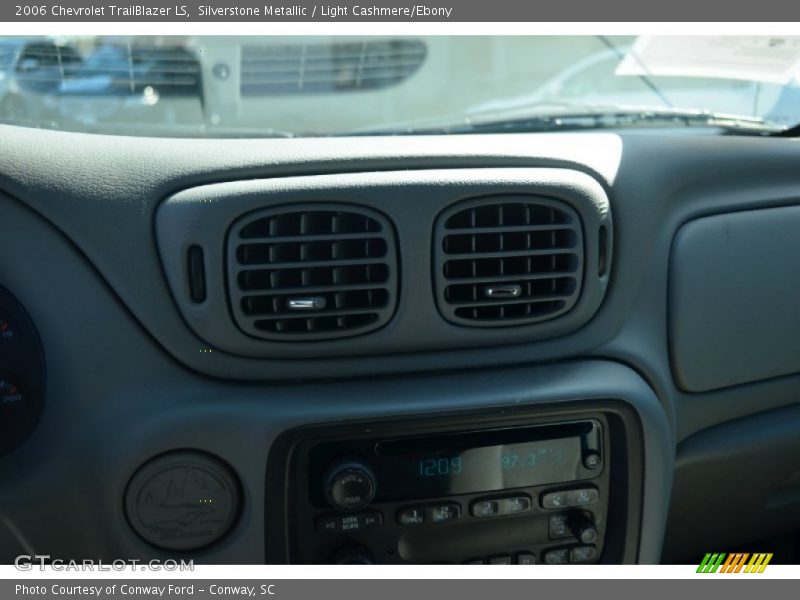 Silverstone Metallic / Light Cashmere/Ebony 2006 Chevrolet TrailBlazer LS