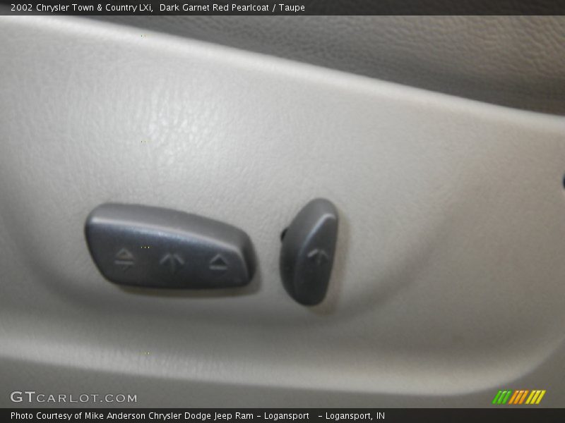 Dark Garnet Red Pearlcoat / Taupe 2002 Chrysler Town & Country LXi