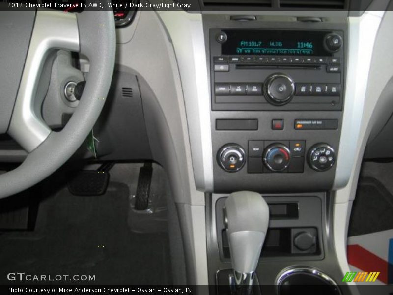 Controls of 2012 Traverse LS AWD