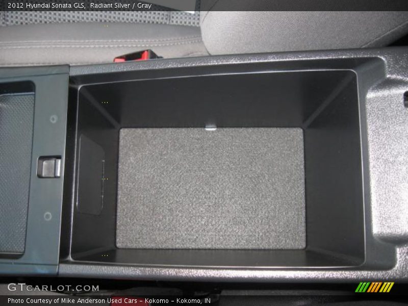 Radiant Silver / Gray 2012 Hyundai Sonata GLS