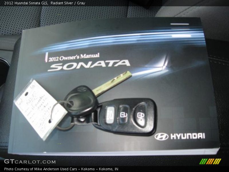 Radiant Silver / Gray 2012 Hyundai Sonata GLS