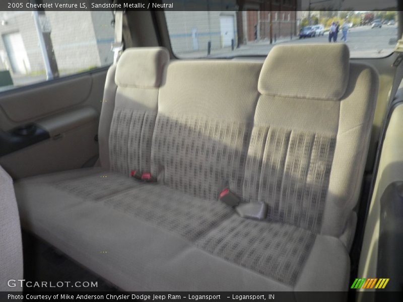 Sandstone Metallic / Neutral 2005 Chevrolet Venture LS