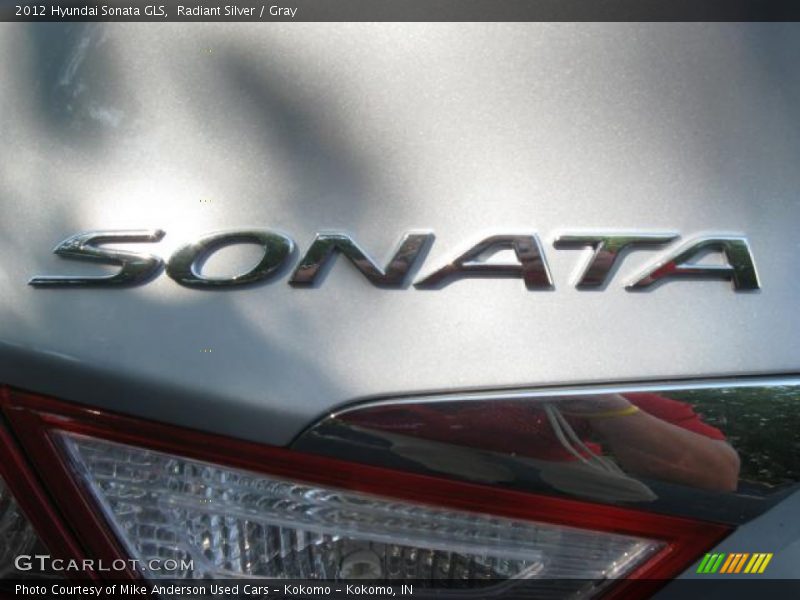 Radiant Silver / Gray 2012 Hyundai Sonata GLS