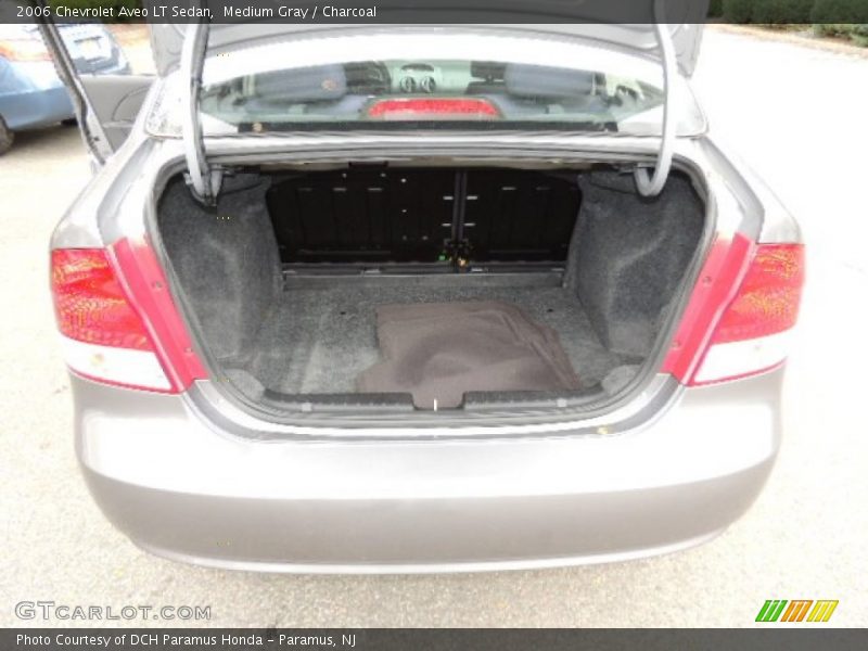  2006 Aveo LT Sedan Trunk