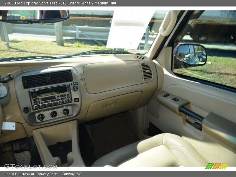 Oxford White / Medium Flint 2003 Ford Explorer Sport Trac XLT