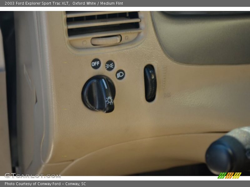 Oxford White / Medium Flint 2003 Ford Explorer Sport Trac XLT