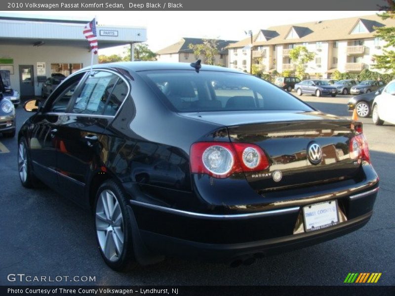 Deep Black / Black 2010 Volkswagen Passat Komfort Sedan