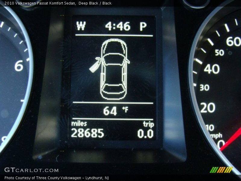 Deep Black / Black 2010 Volkswagen Passat Komfort Sedan