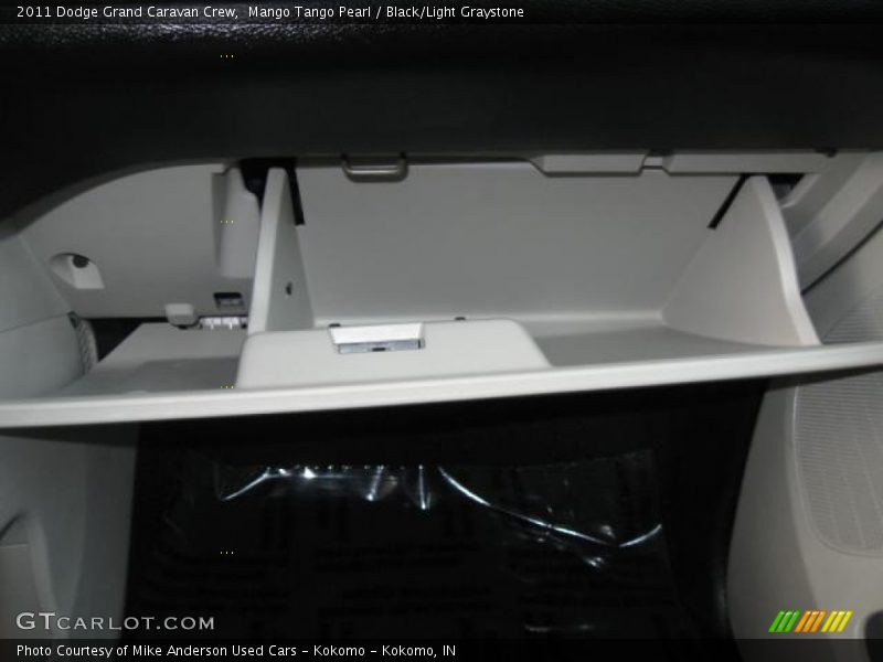 Mango Tango Pearl / Black/Light Graystone 2011 Dodge Grand Caravan Crew