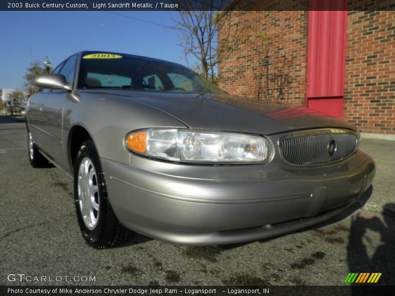 Light Sandrift Metallic / Taupe 2003 Buick Century Custom