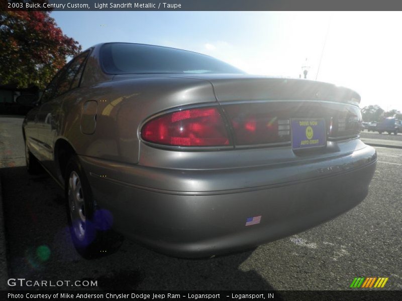 Light Sandrift Metallic / Taupe 2003 Buick Century Custom