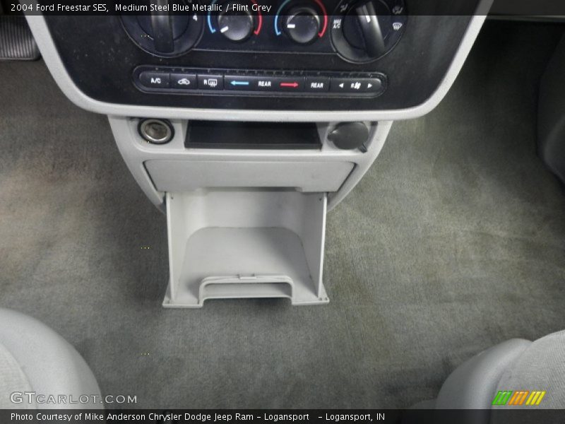 Medium Steel Blue Metallic / Flint Grey 2004 Ford Freestar SES