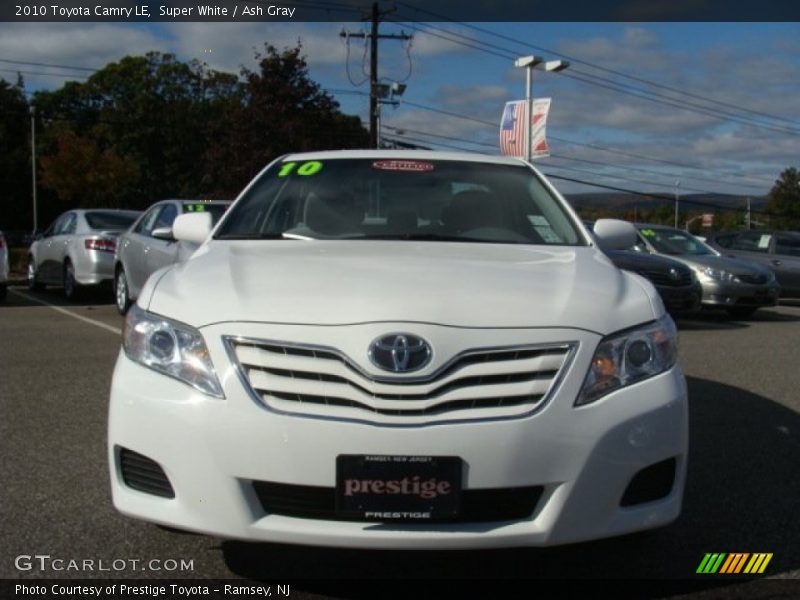 Super White / Ash Gray 2010 Toyota Camry LE