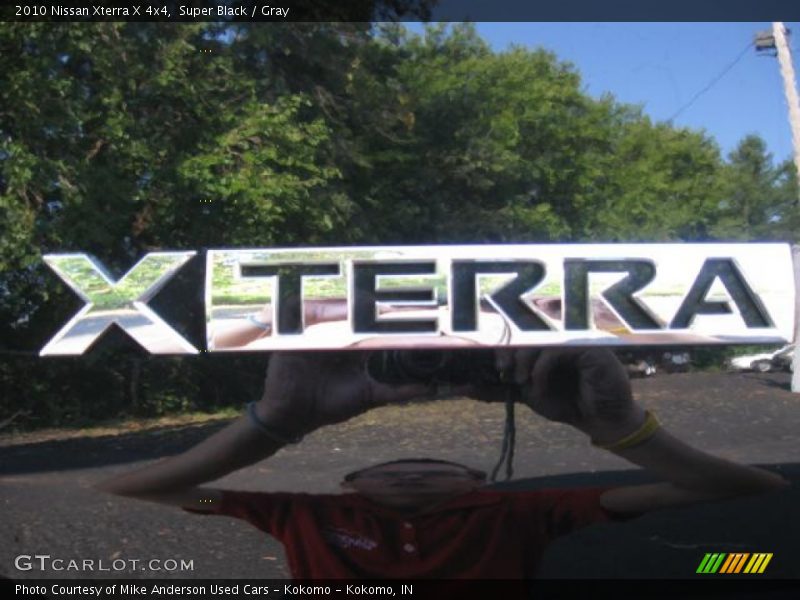 Super Black / Gray 2010 Nissan Xterra X 4x4