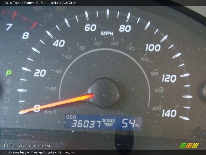 Super White / Ash Gray 2010 Toyota Camry LE