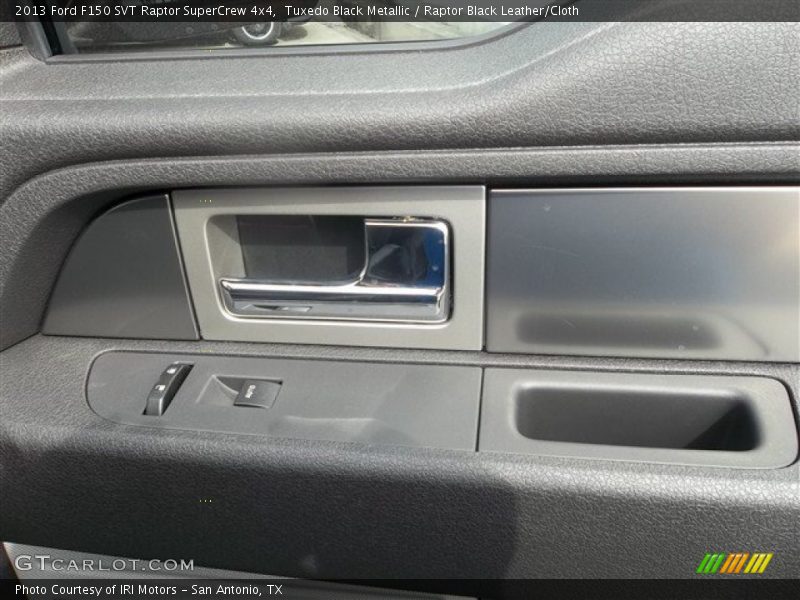 Tuxedo Black Metallic / Raptor Black Leather/Cloth 2013 Ford F150 SVT Raptor SuperCrew 4x4