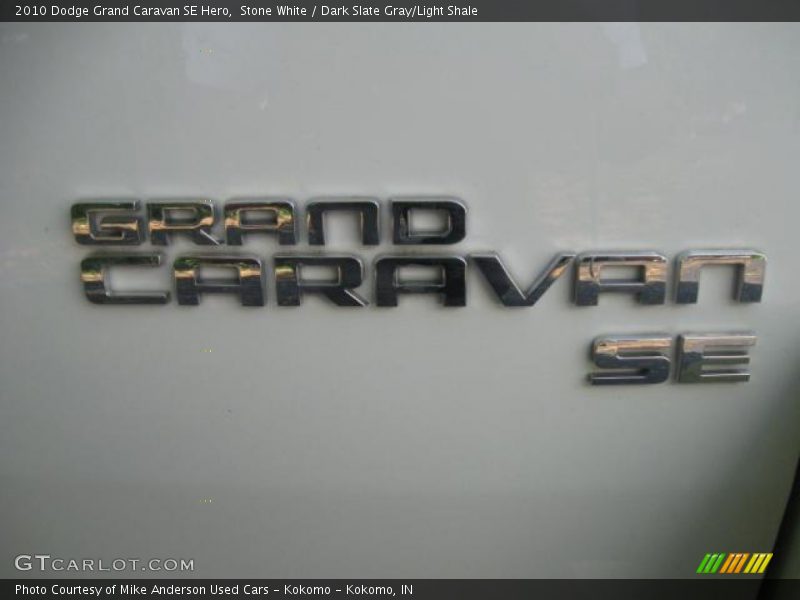 Stone White / Dark Slate Gray/Light Shale 2010 Dodge Grand Caravan SE Hero