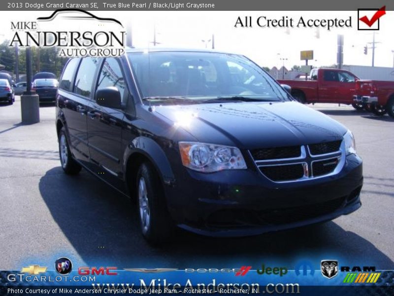 True Blue Pearl / Black/Light Graystone 2013 Dodge Grand Caravan SE