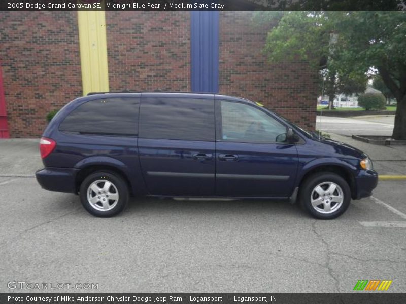 Midnight Blue Pearl / Medium Slate Gray 2005 Dodge Grand Caravan SE
