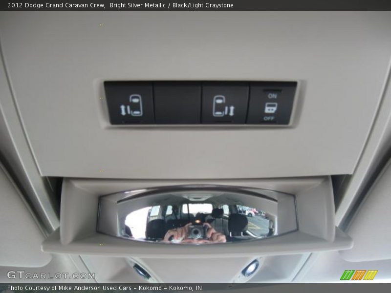 Bright Silver Metallic / Black/Light Graystone 2012 Dodge Grand Caravan Crew