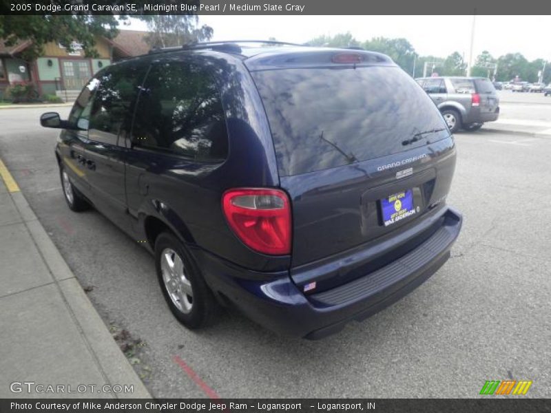 Midnight Blue Pearl / Medium Slate Gray 2005 Dodge Grand Caravan SE