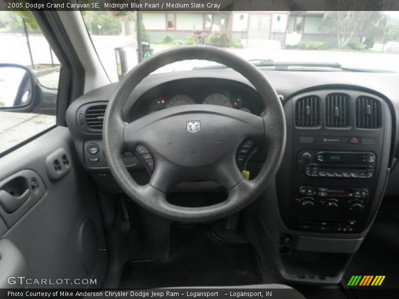Midnight Blue Pearl / Medium Slate Gray 2005 Dodge Grand Caravan SE