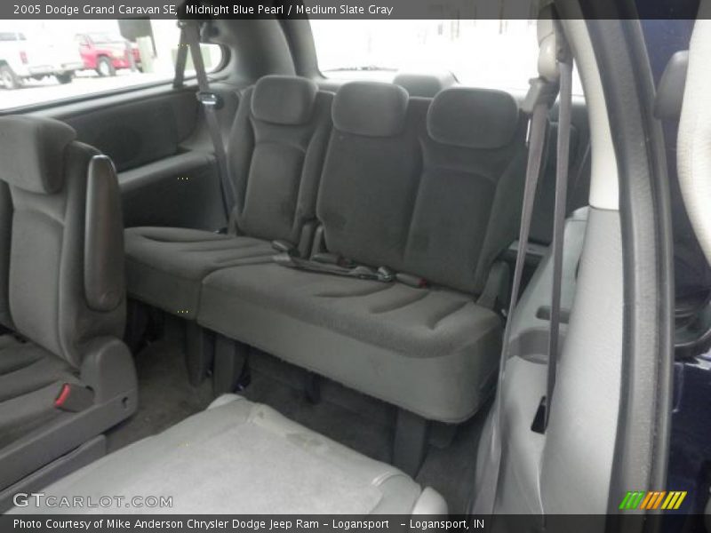 Midnight Blue Pearl / Medium Slate Gray 2005 Dodge Grand Caravan SE