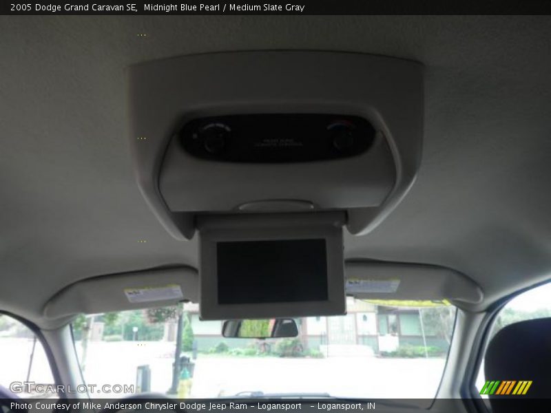 Midnight Blue Pearl / Medium Slate Gray 2005 Dodge Grand Caravan SE