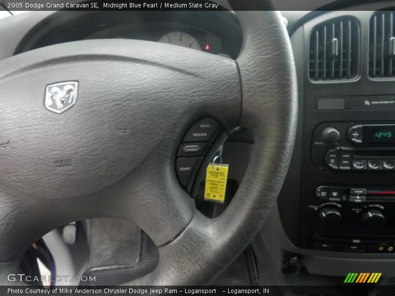 Midnight Blue Pearl / Medium Slate Gray 2005 Dodge Grand Caravan SE