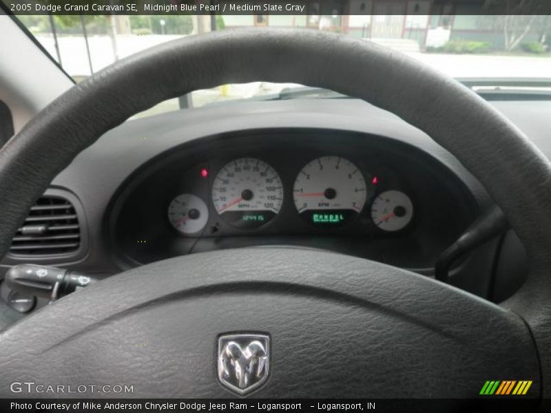 Midnight Blue Pearl / Medium Slate Gray 2005 Dodge Grand Caravan SE