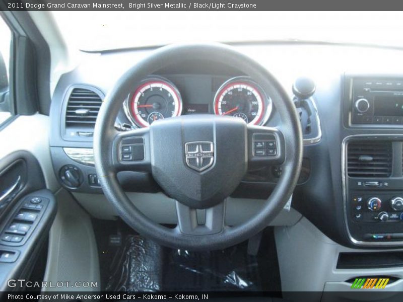 Bright Silver Metallic / Black/Light Graystone 2011 Dodge Grand Caravan Mainstreet