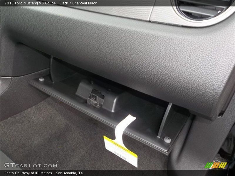 Black / Charcoal Black 2013 Ford Mustang V6 Coupe