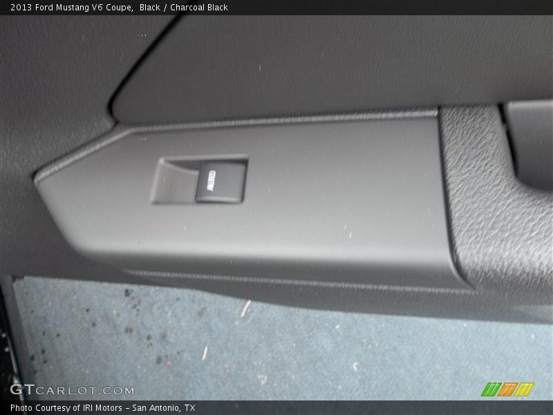 Black / Charcoal Black 2013 Ford Mustang V6 Coupe