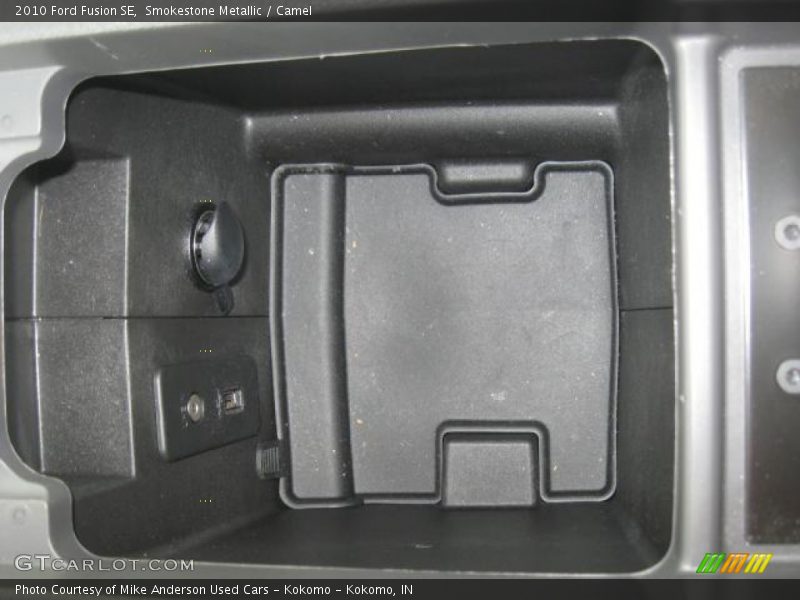 Smokestone Metallic / Camel 2010 Ford Fusion SE