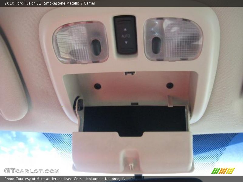 Smokestone Metallic / Camel 2010 Ford Fusion SE