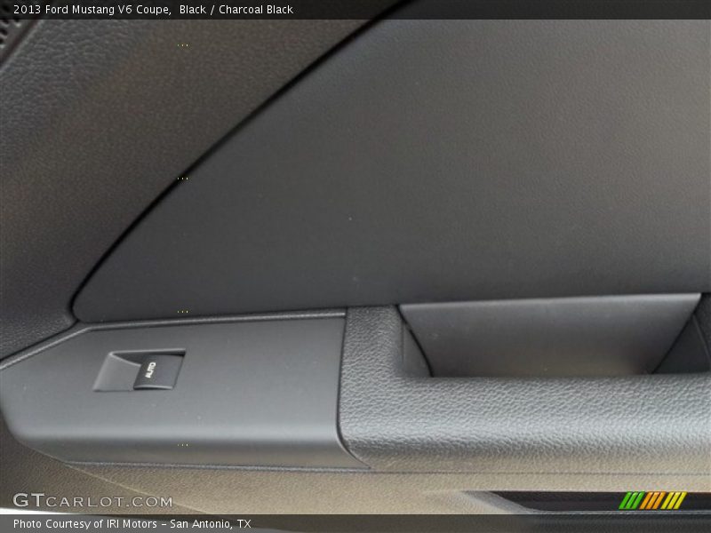 Black / Charcoal Black 2013 Ford Mustang V6 Coupe