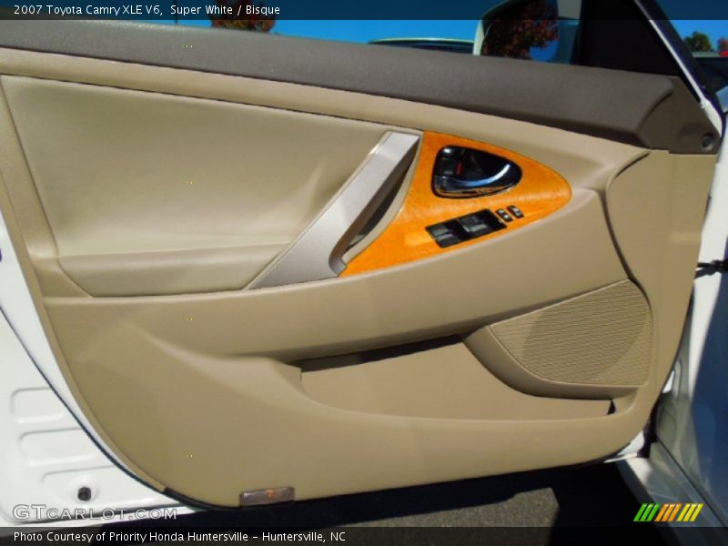 Super White / Bisque 2007 Toyota Camry XLE V6