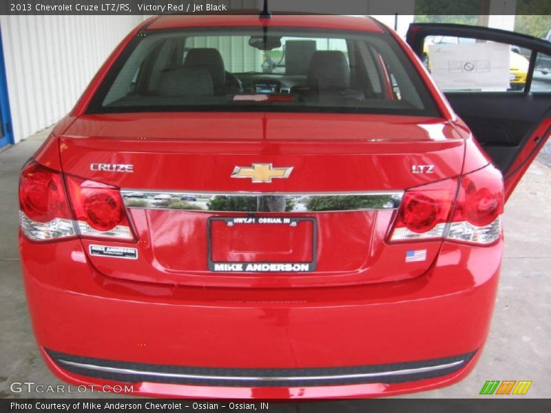 Victory Red / Jet Black 2013 Chevrolet Cruze LTZ/RS
