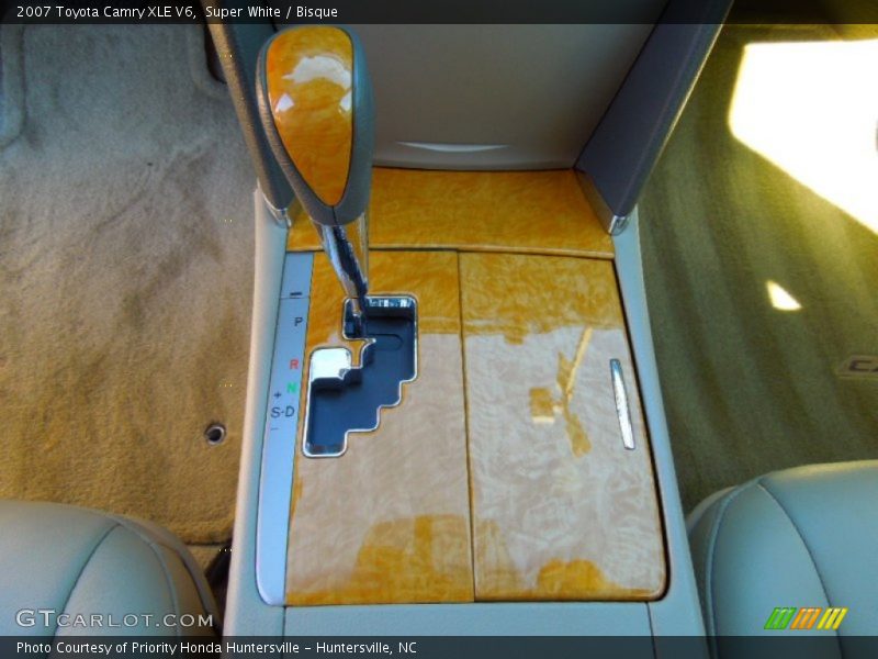  2007 Camry XLE V6 6 Speed Automatic Shifter